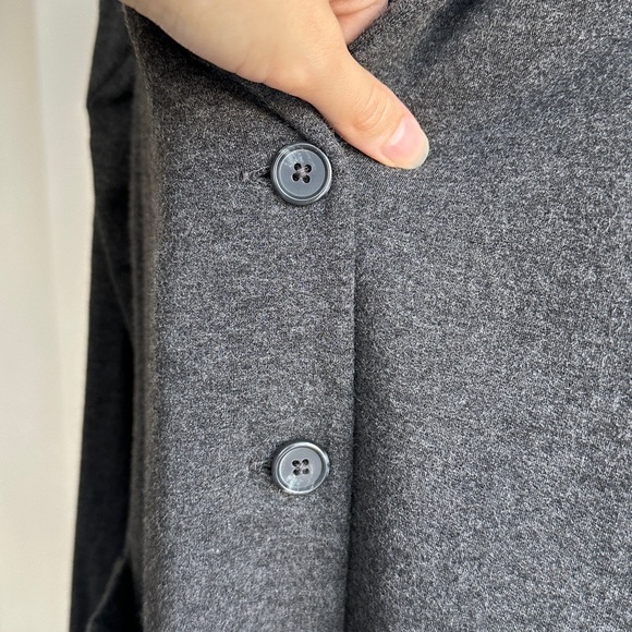 Tahari Dark Grey Stretch Sweatshirt Blazer, Casual Workwear, Size Medium - Picture 9 of 16